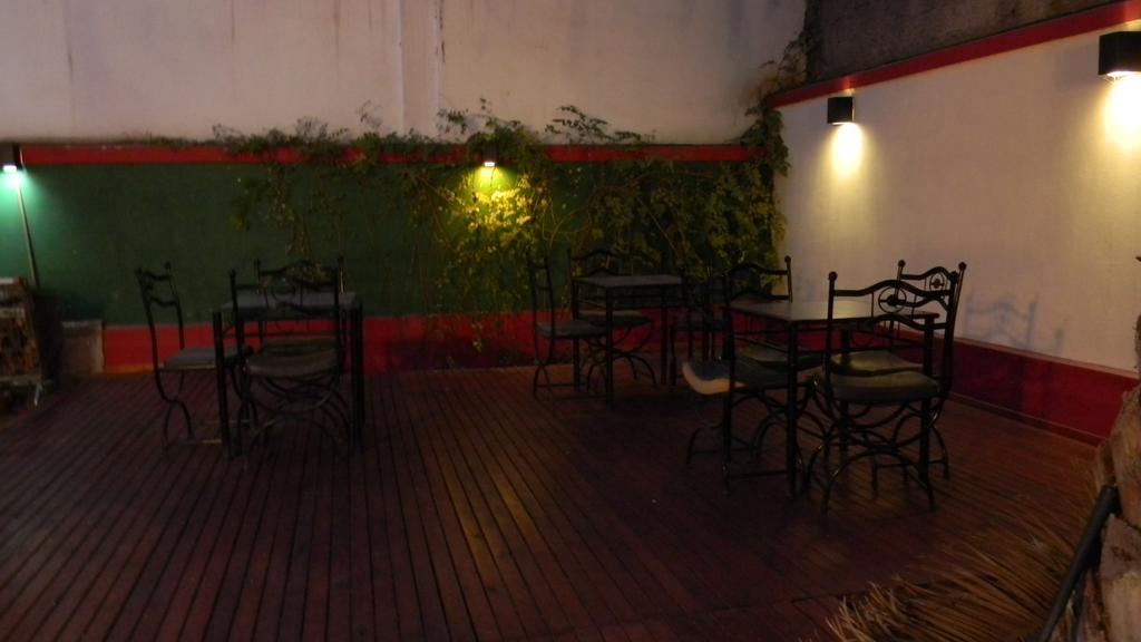 Punto Urbano Hostel Mendoza Eksteriør billede