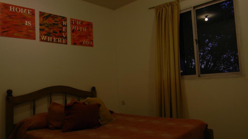 Punto Urbano Hostel Mendoza Værelse billede