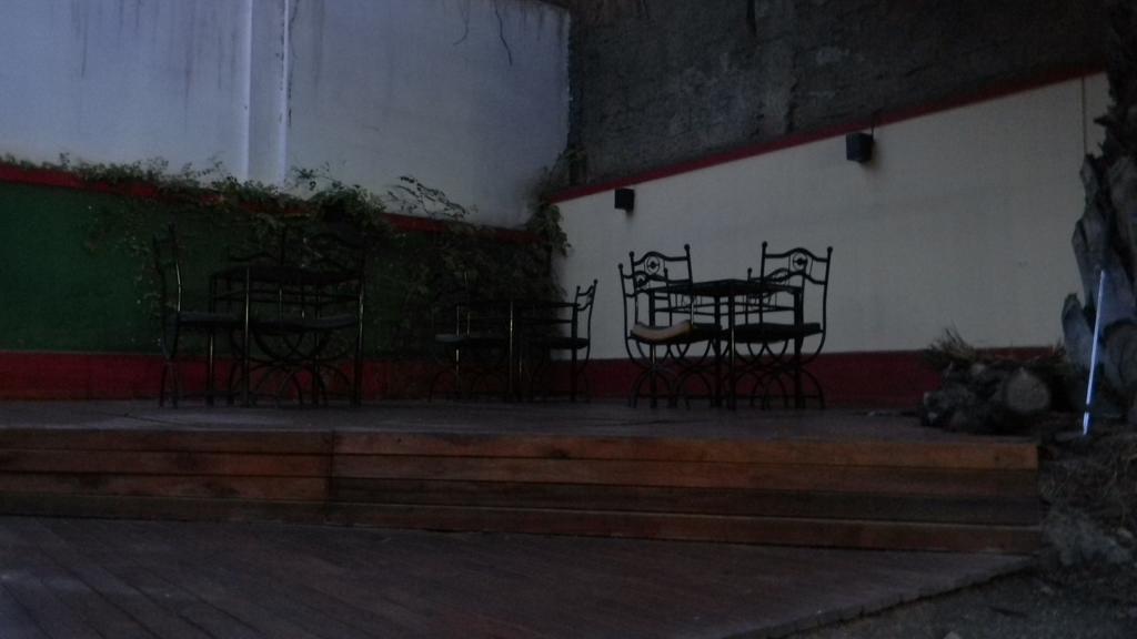Punto Urbano Hostel Mendoza Eksteriør billede