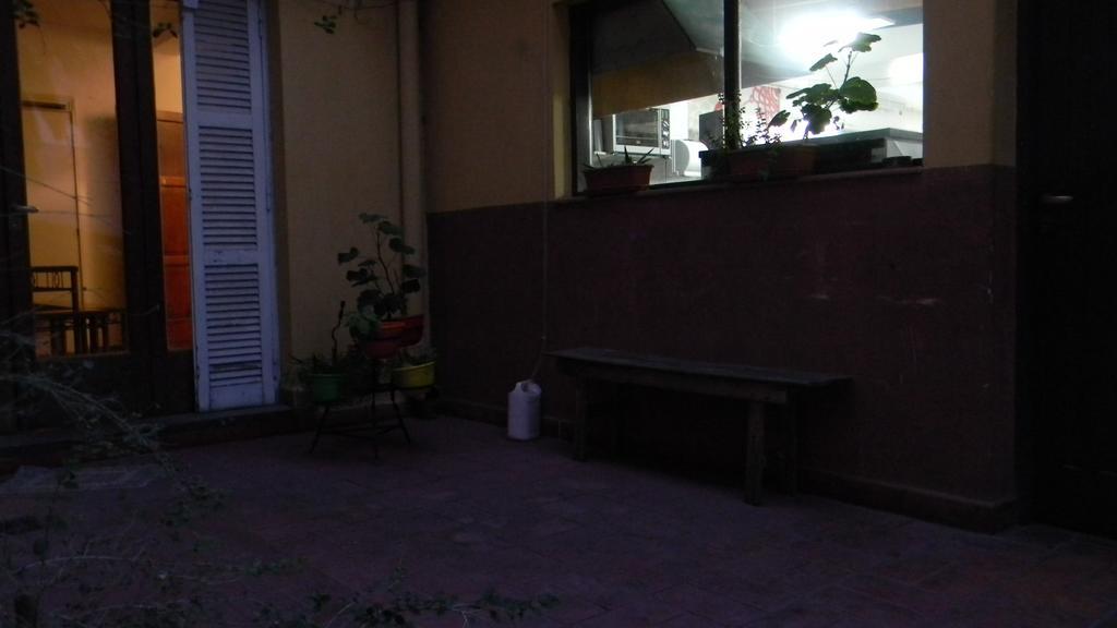 Punto Urbano Hostel Mendoza Eksteriør billede