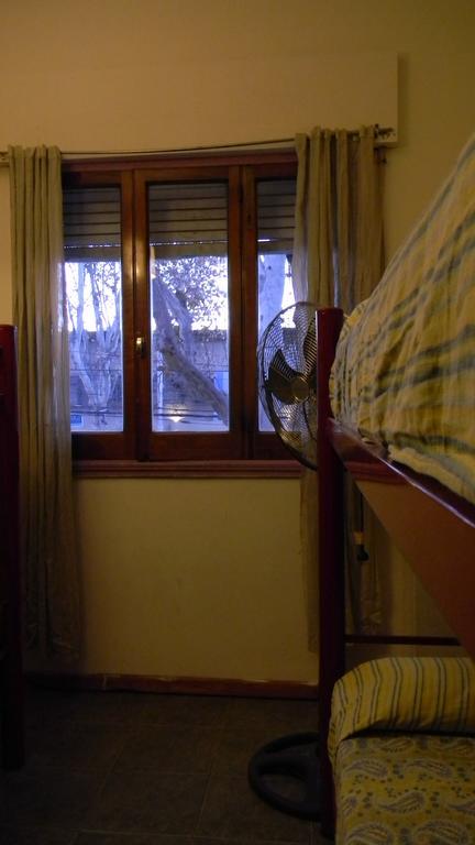Punto Urbano Hostel Mendoza Eksteriør billede