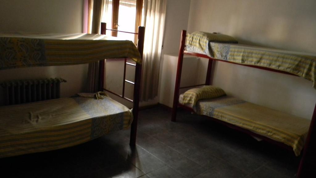 Punto Urbano Hostel Mendoza Eksteriør billede