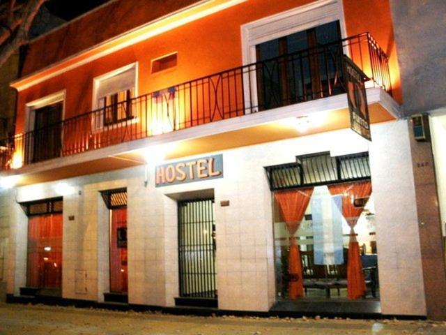 Punto Urbano Hostel Mendoza Eksteriør billede